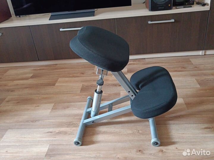Коленный стул Smartstool KM01L