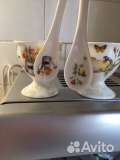 Подставки для яиц с ложечками