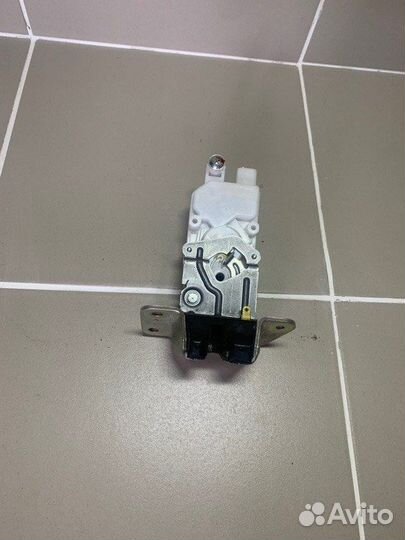 Замок двери багажника Mitsubishi Asx