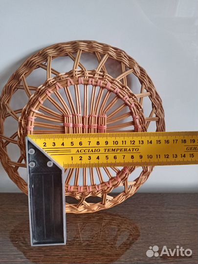 Тарелка декоративная из соломки (сухарница)