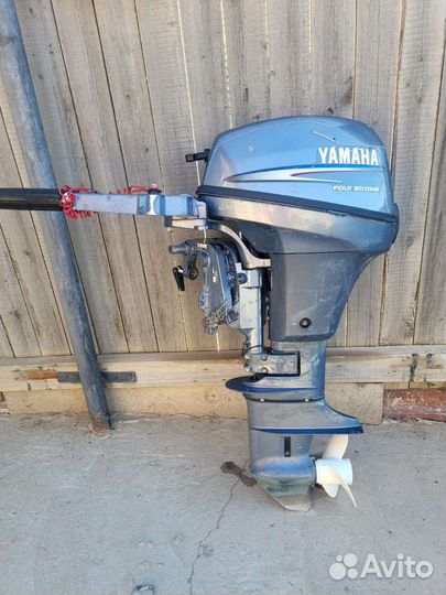 Ямаха 8 4-х тактная
