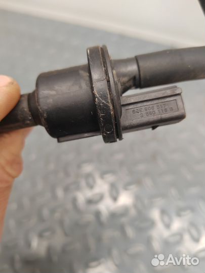 Трубки топливные с клапаном вентиляции VAG