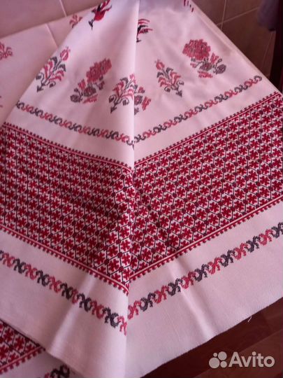 Льняная скатерть