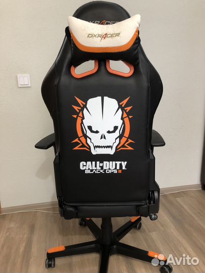 Игровое кресло DXRacer Special Edition ohre128nwgo
