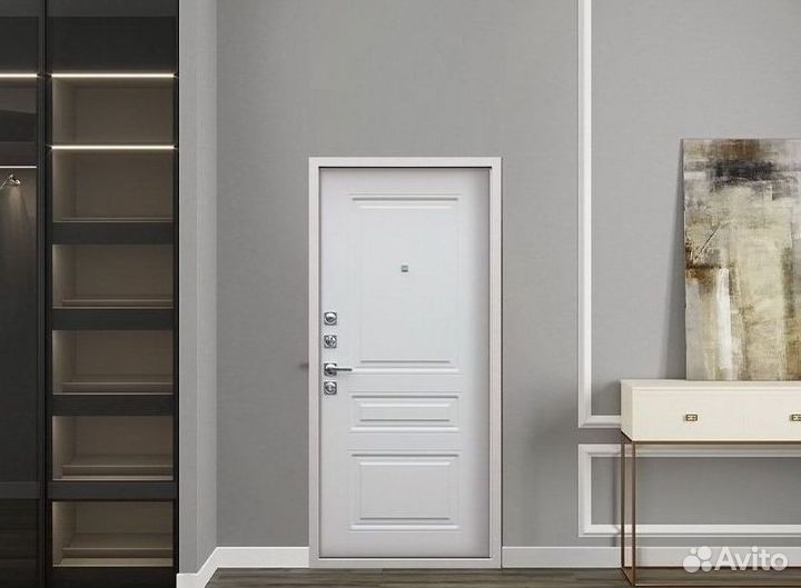 Входная дверь