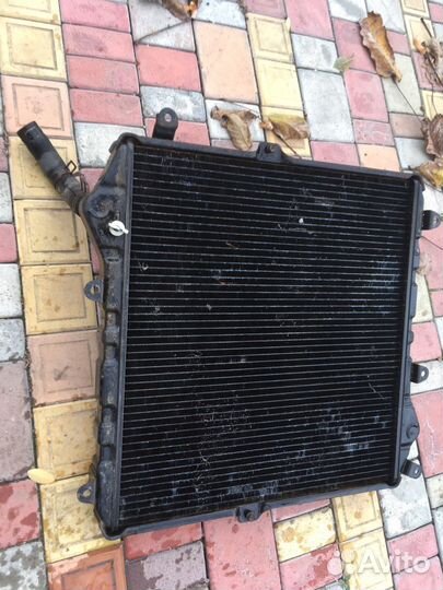 Toyota Hiace 1999 KZH106 1KZ радиатор двигателя