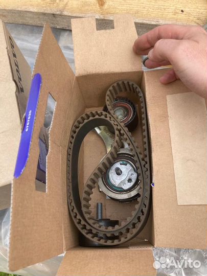 Запчасти на Volvo v90 cross country