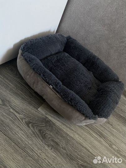 Лежанка для кошек новая