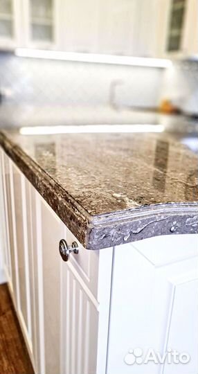 Кухонный гарнитур «Aura» на заказ