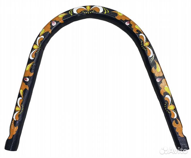 Дуга украшенная для лошади