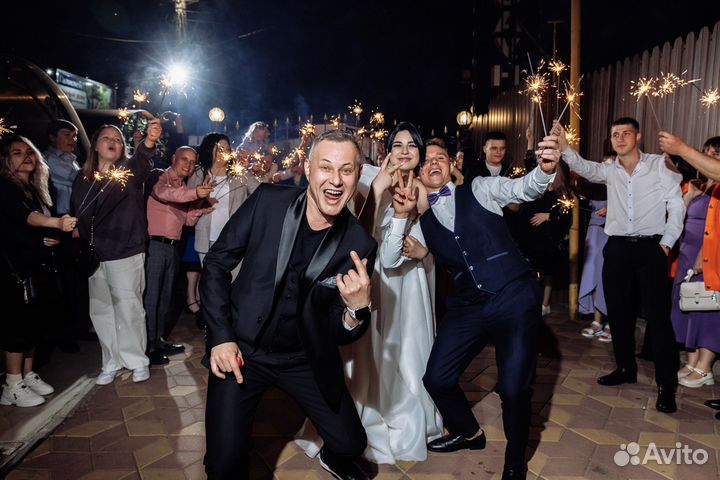 Ведущий на свадьбу