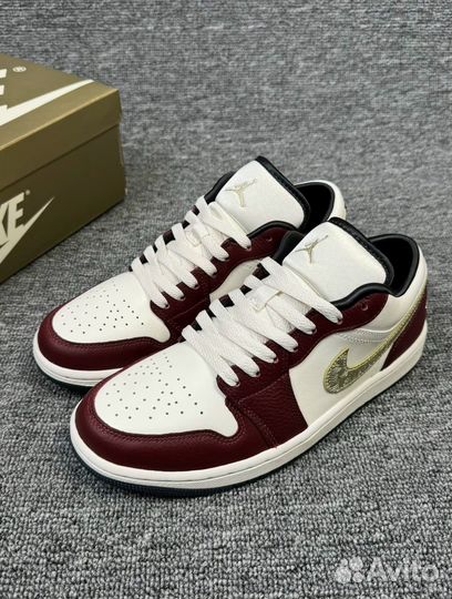 Air Jordan 1 Low SE 