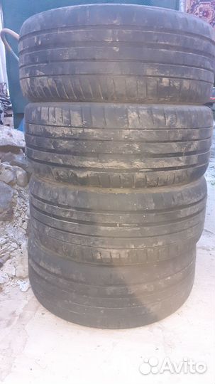 Michelin Pilot Sport 4 245/45 R18 Y