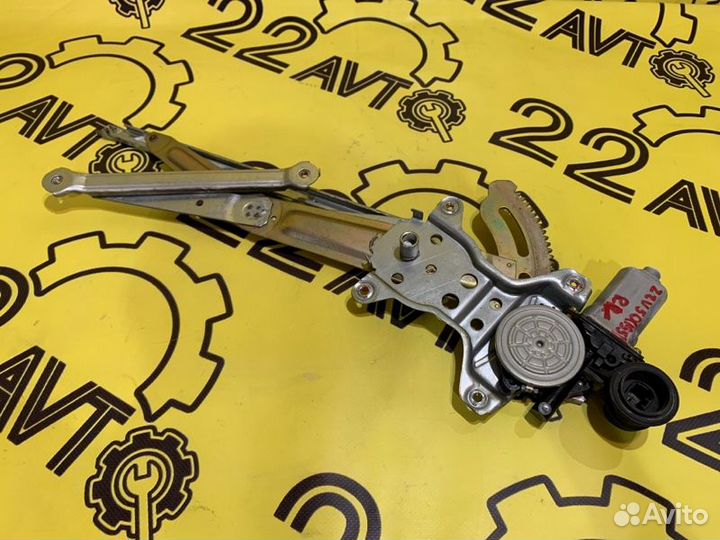 Стеклоподъемник задний левый Toyota Vista ZZV50