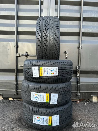 Delinte DS8 275/45 R21