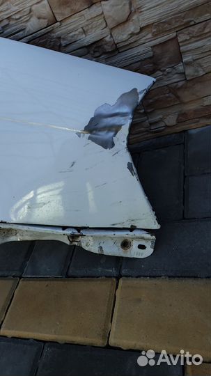 Крыло на Приору