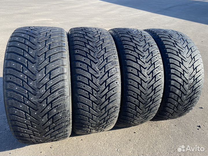 Nokian Tyres Hakkapeliitta 8 225/45 R18 и 255/40 R18
