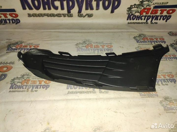 Заглушка птф передняя правая Volkswagen Polo 2010