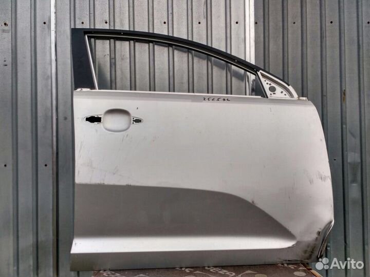Дверь передняя правая Kia Sportage