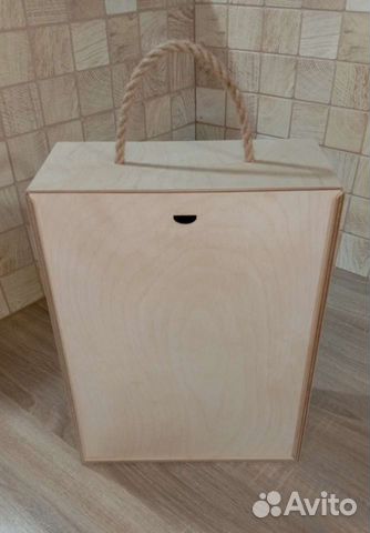 Универсальная коробка под подарок