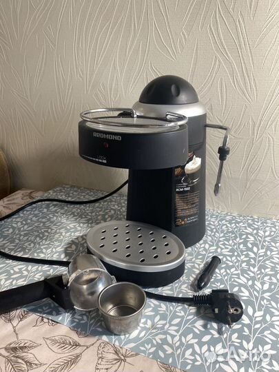 Кофеварка redmond RCM-1502