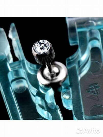 Пистолет для прокола ушей