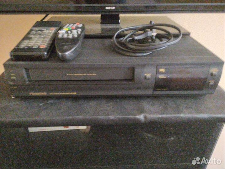 Видеомагнитофон panasonic
