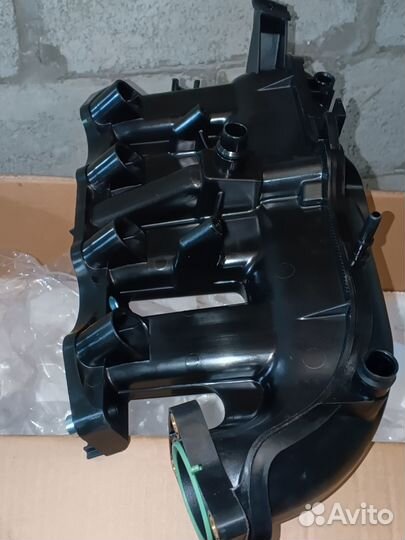 Впускной коллектор