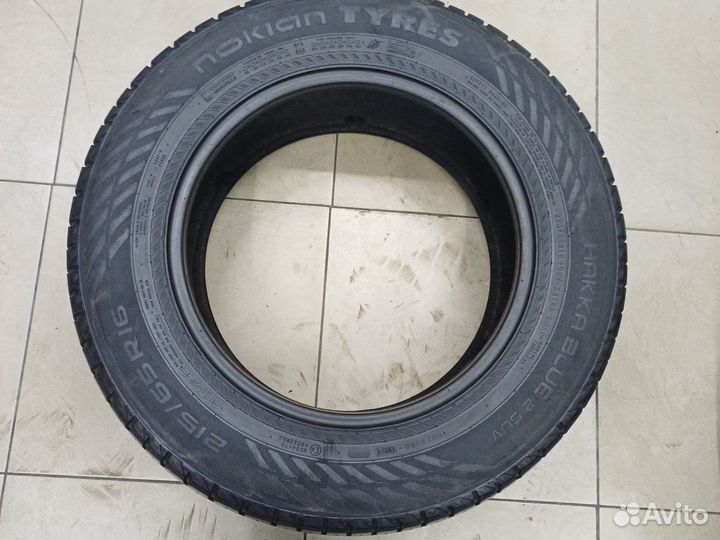 Nokian Tyres Hakka Blue 2 SUV 215/65 R16 102V