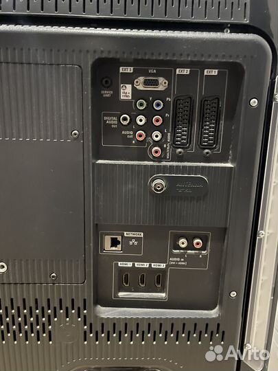 Телевизор Philips 32PFL9603D