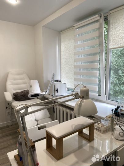 Маникюр педикюр наращивание ногтей