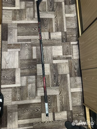 Клюшка хоккейная