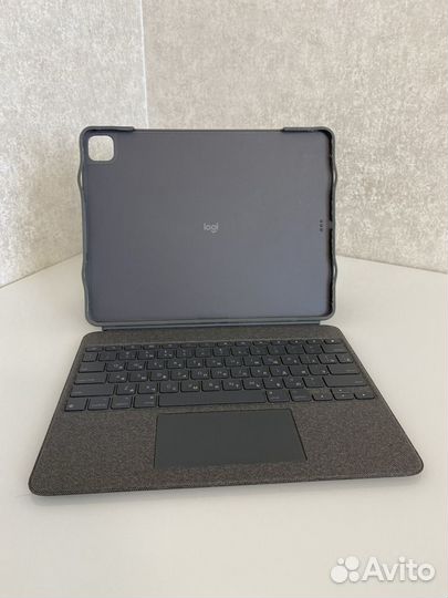 Чехол Logitech Combo Touch iPad Pro 12.9