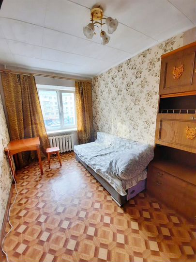 Комната 14 м² в 3-к., 3/5 эт.