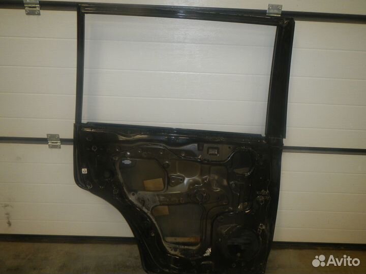 Б/У Б/У Дверь задняя левая, Toyota (Тойота) -land