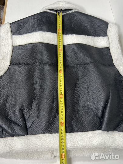 Жилет из искусственной кожи, L новый