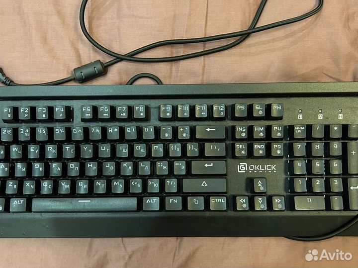 Игровая механическая клавиатура oklick