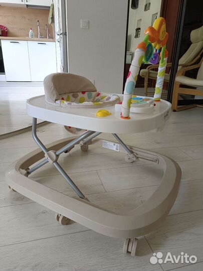 Ходунки с электронной игровой панелью AmaroBaby