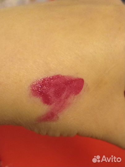 Блеск для губ Faberlic чарующий рубин