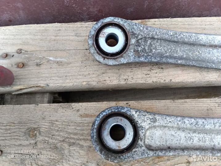 Рычаг подвески верхний задний Audi Q7 4L 3.0 BUG