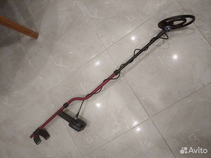 Металлодетектор X Terra 305