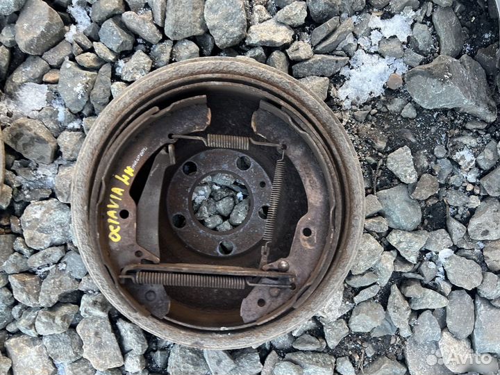 Тормозной барабан Skoda Octavia A4