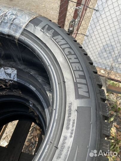 Michelin XM+S 100 235/55 R17 99