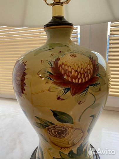 Лампа настольная Америка