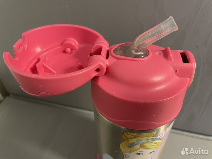 Б/у детский стальной термос с принцессами