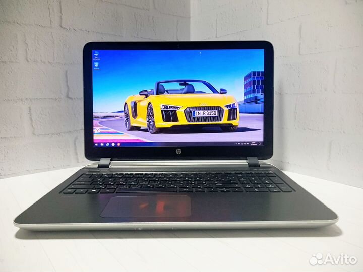 Ноутбук HP i5/8Gb/SSD+HDD/2 видеокарты/FullHD