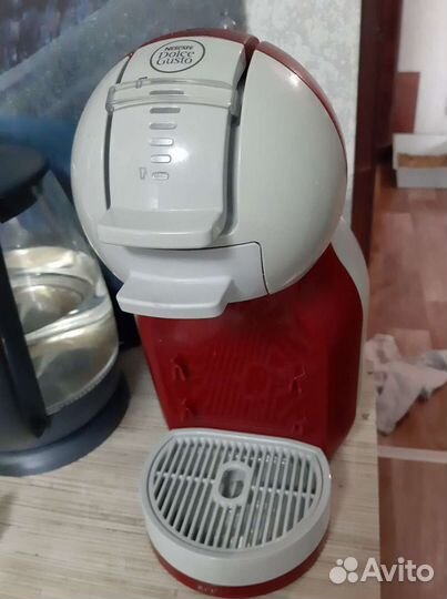 Капсульная кофемашина dolce gusto