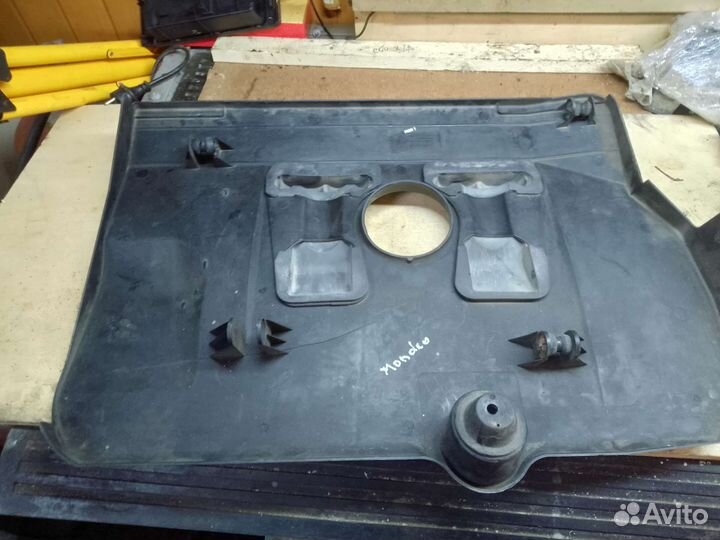 Крышка двигателя ford Mondeo 3 дизель