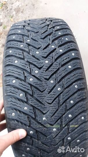 Nokian Tyres Hakkapeliitta 8 215/55 R17