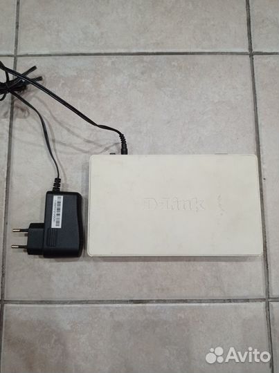 Комутатор роутер D-Link DIR 140L, DI 804 HV